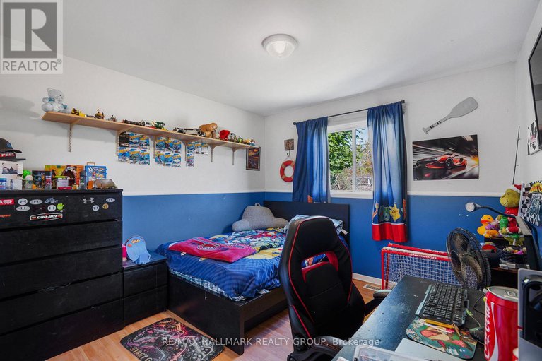 29017569/912-pattee-road-e/champlain-twp/champlain/ontario/K6A2R2_17