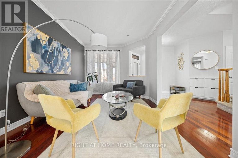 29532470/850-feather-moss-way/riverside-southgloucester-glen/ottawa/ontario/K1V1X2_8