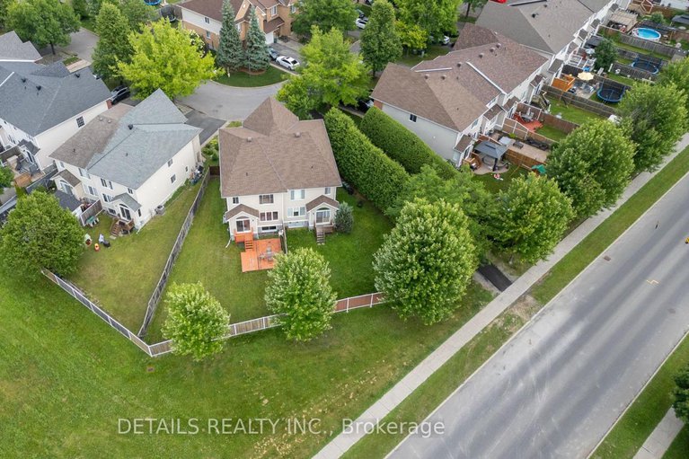 28516304/732-carmella-crescent/avalon-east/ottawa/ontario/K4A4V8_5
