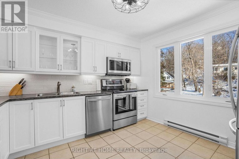 29667361/6-194-a-edwards-street/town-of-rockland/clarence-rockland/ontario/K4K1H8_1