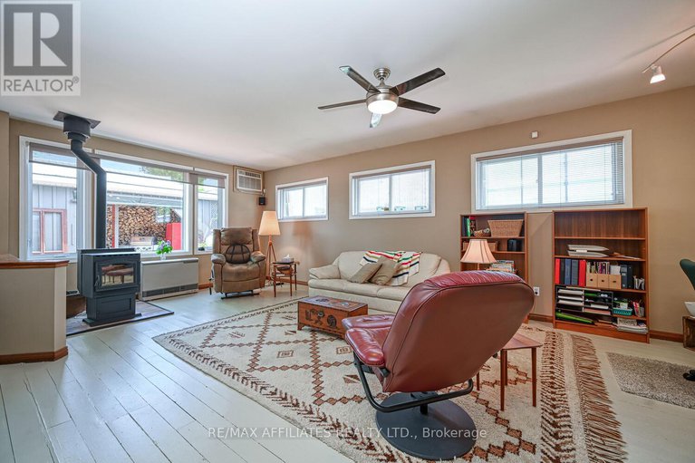 28432500/45-george-street/lanark-highlands-lanark-village/lanark-highlands/ontario/K0G1K0_12