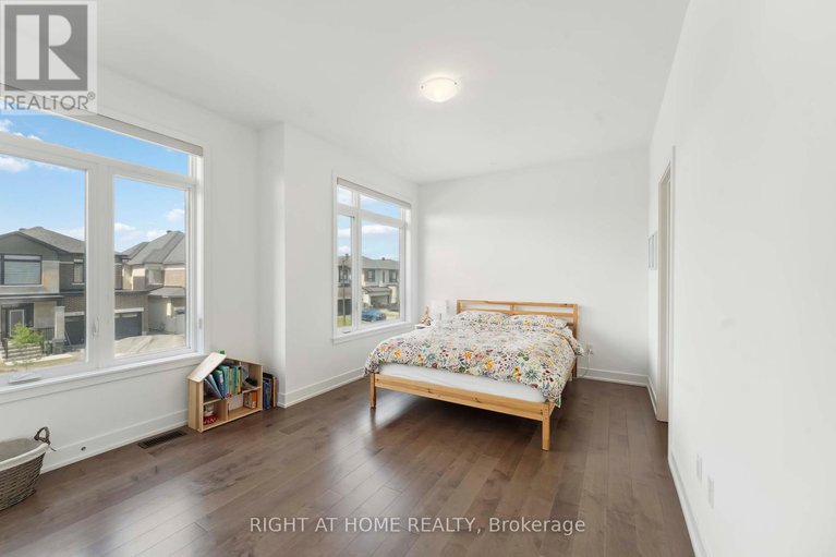 28616328/848-beckton-heights-s/stittsville-south/ottawa/ontario/K2S2X9_16