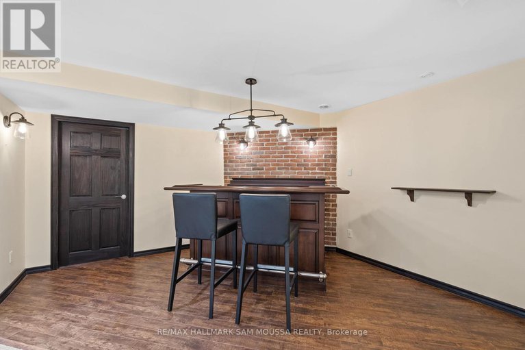 28402099/731-vermillion-drive/riverside-southgloucester-glen/ottawa/ontario/K1V1V9_27
