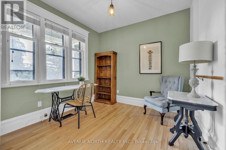 28999463/501-edgeworth-avenue/woodroffe/ottawa/ontario/K2B5L2_5
