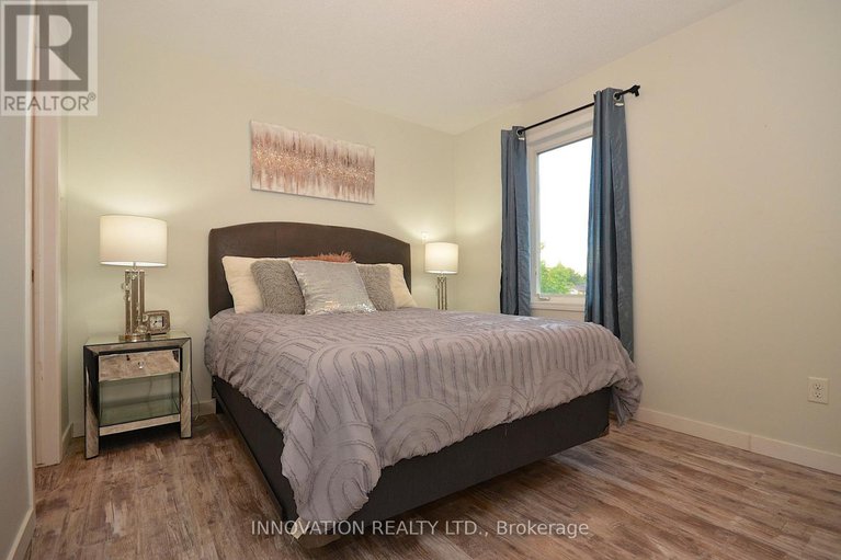 28768924/706-sanibel-private/westcliffe-estates/ottawa/ontario/K2H0A8_22