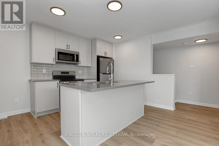 29432303/12-801-glenroy-gilbert-drive/strandherd/ottawa/ontario/K2J5R6_11