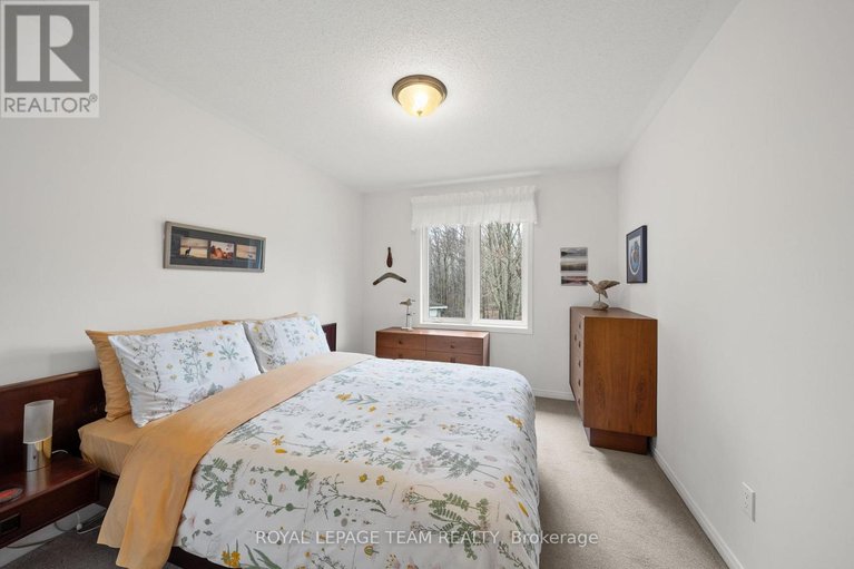 29655095/6461-waddion-drive/greely/ottawa/ontario/K4P1E7_28