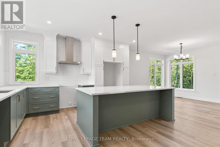 29029577/80-hogan-drive/mcnabbraeside-twps/mcnabbraeside/ontario/K7S0H8_10