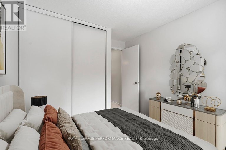 29253974/39-1140-forets-avenue/convent-glen-north/ottawa/ontario/K1C5K7_27