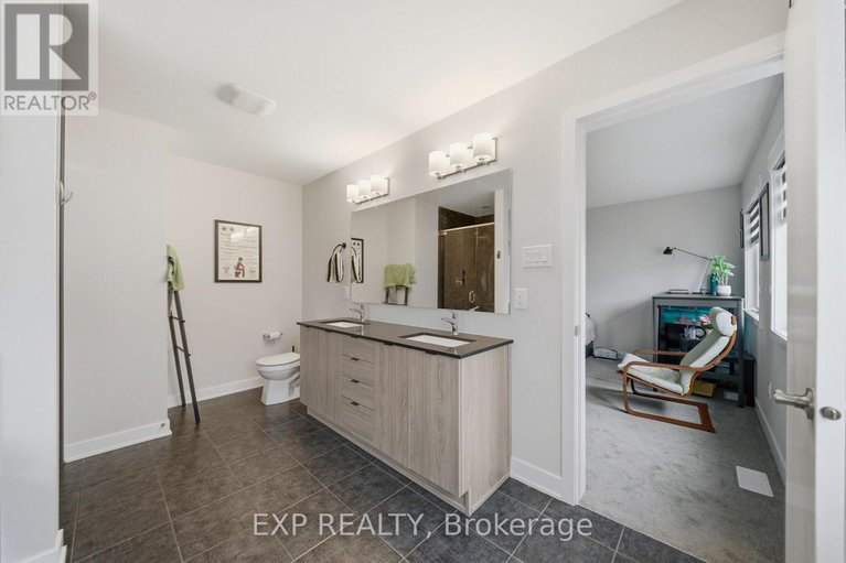 29623350/658-terrier-circle/goulbourn-twp-from-franktown-rdsouth-to-rideau/ottawa/ontario/K0A2Z0_30