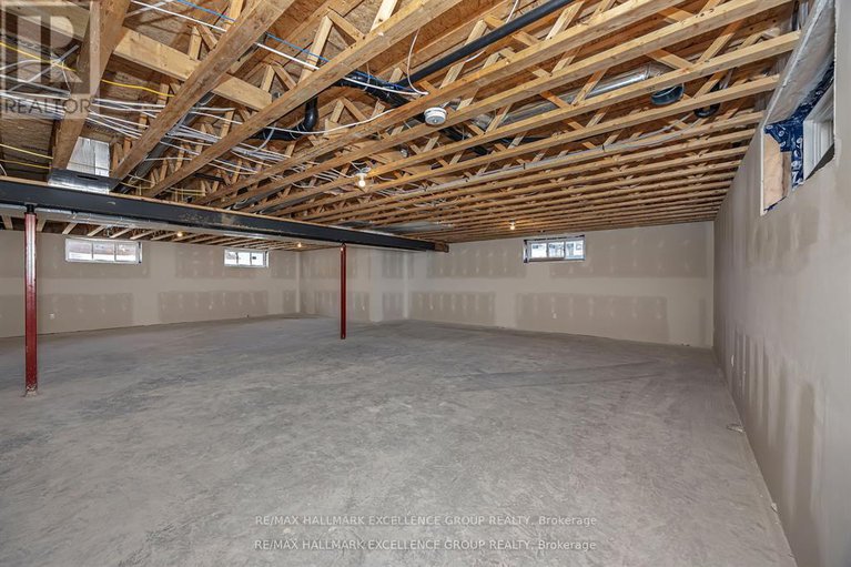 29317076/1345-diamond-street/clarencerockland-twp/clarence-rockland/ontario/K4K0M6_34