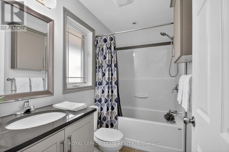 29647827/109-stonewalk-drive/north-grenville-twp-kemptville-south/north-grenville/ontario/K0G1J0_22