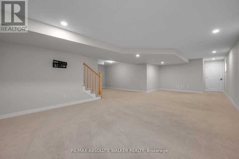 29684346/440-appalachian-circle/half-moon-bay/ottawa/ontario/K2J6X4_33