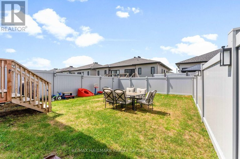 28591782/2012-berne-street/embrun/russell/ontario/K0A1W0_43
