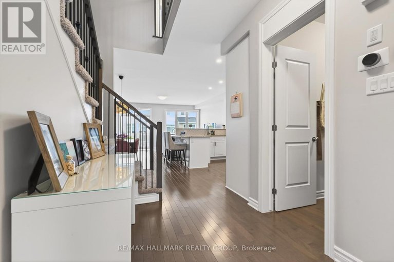 29457178/60-jardiniere-street/remainder-of-stittsville-area/ottawa/ontario/K2S2K2_4