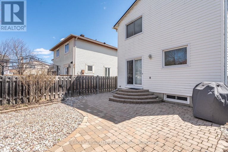 29641681/1475-deavy-way/bilberry-creekqueenswood-heights/ottawa/ontario/K1E2W7_4