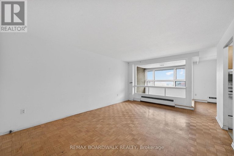 29543326/407-1356-meadowlands-drive-e/borden-farmstewart-farmcarleton-heightsparkwood-hills/ottawa/ontario/K2E6K6_5