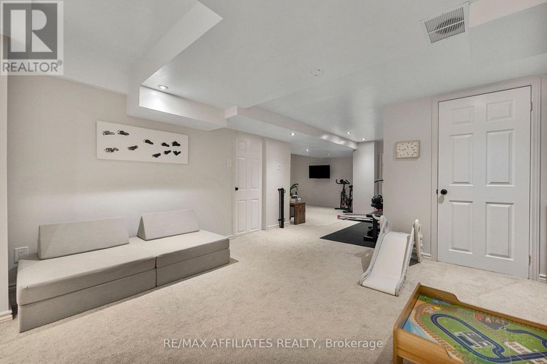 29043621/34-catterick-crescent/morgans-grantsouth-march/ottawa/ontario/K2K3M5_36