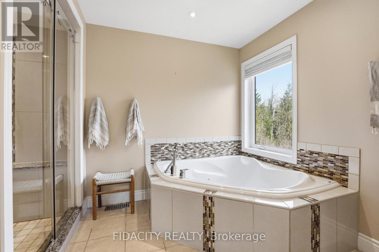 29651250/152-wilbert-cox-drive/huntley-ward-south-east/ottawa/ontario/K0A1L0_29