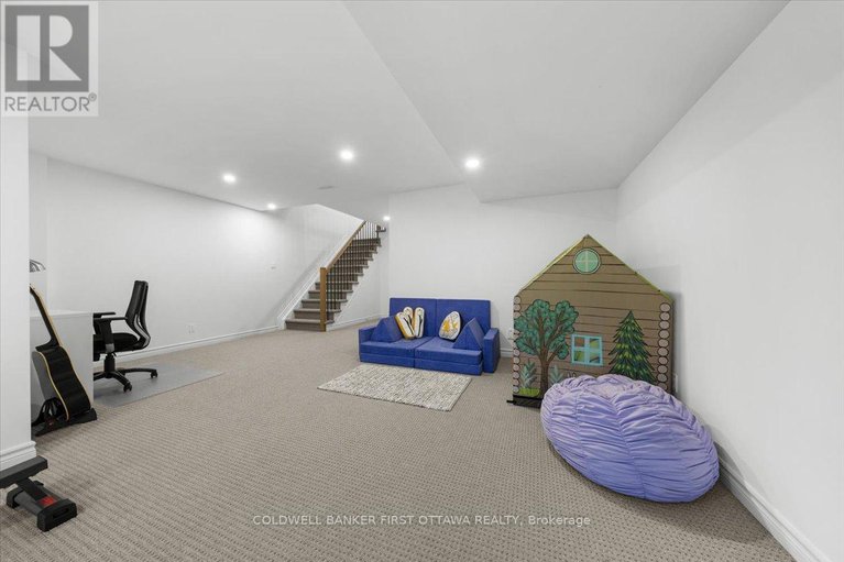 28984522/54-bergschrund-walk/mer-bleuebradley-estatesanderson-park/ottawa/ontario/K1W0P9_33