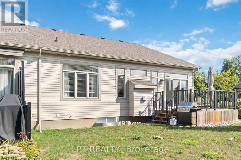 28825219/100-blackhorse-drive/north-grenville-twp-kemptville-south/north-grenville/ontario/K0G1J0_47
