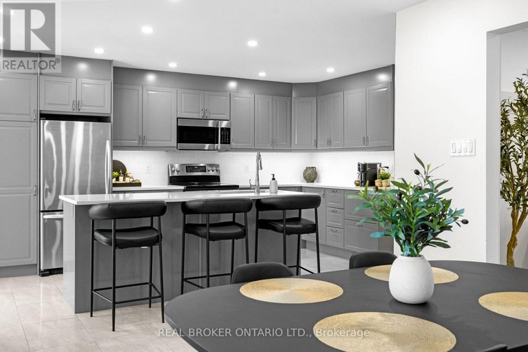 29653465/2058-wildflower-drive/queenswood-heights-south/ottawa/ontario/K1E3R3_12