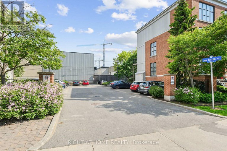 28407268/19-tuscan-private/west-centre-town/ottawa/ontario/K1R1C6_41