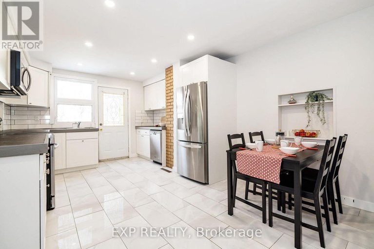 29612594/2196-plesser-street/elmvale-acresurbandale/ottawa/ontario/K1G2X3_12