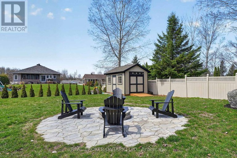 29670697/12-penny-lane/long-sault/south-stormont/ontario/K0C1P0_46