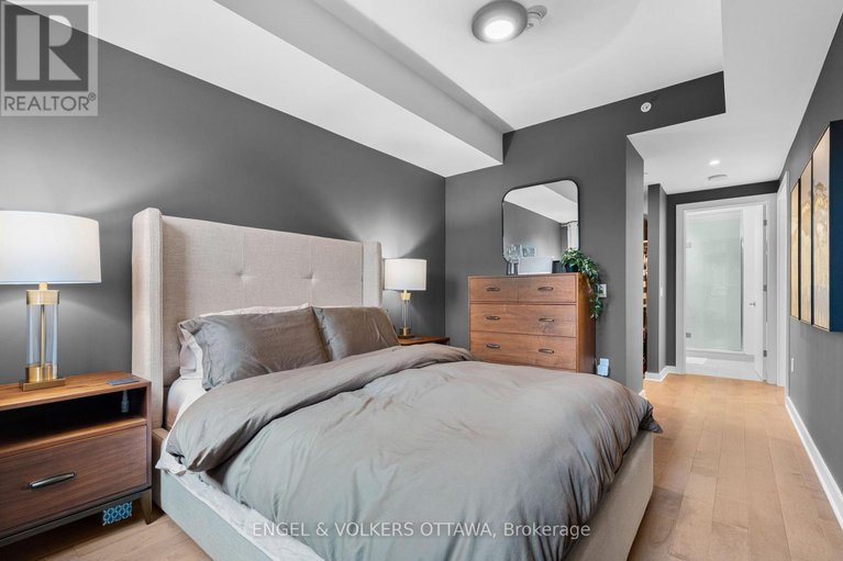 28418006/103-135-barrette-street/vanier/ottawa/ontario/K1L7Z9_20