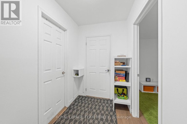 29609711/960-fisher-avenue-w/carlington/ottawa/ontario/K1Z6P4_23