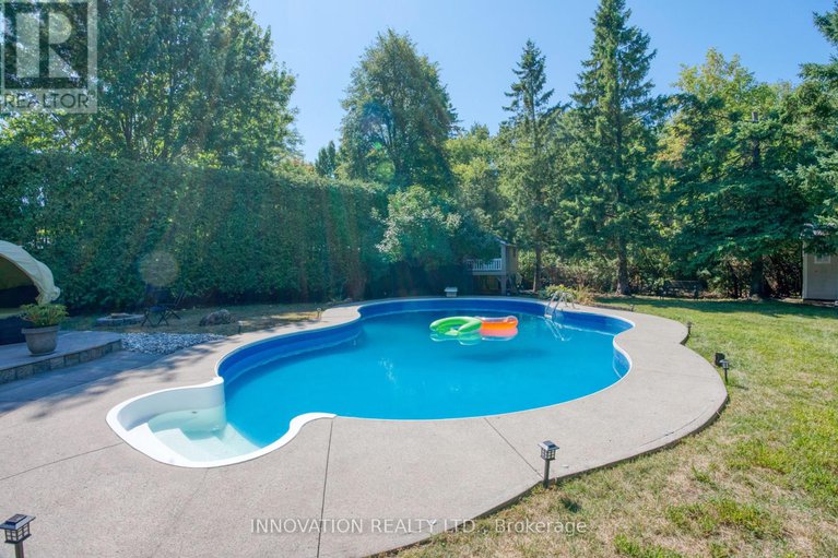 28824101/14-etta-street/stittsville-south/ottawa/ontario/K2S1X5_7