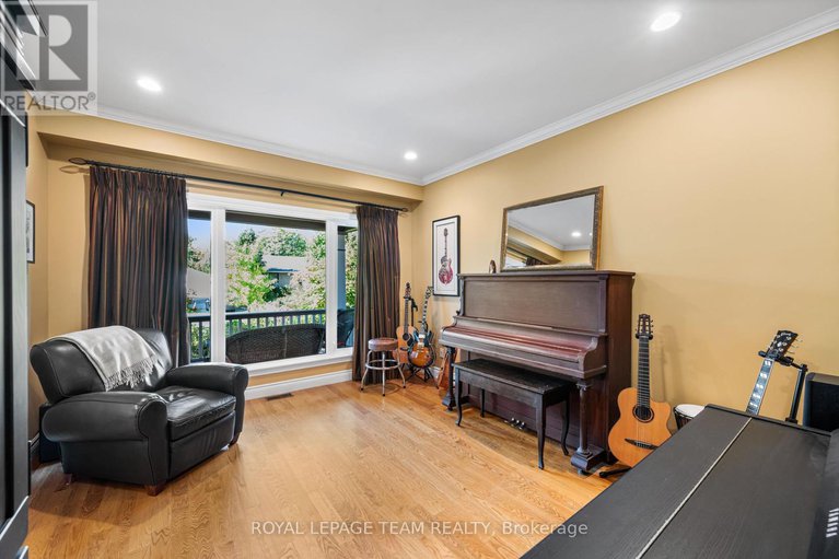 28906367/1601-apeldoorn-avenue/carleton-heights/ottawa/ontario/K2C1V4_7