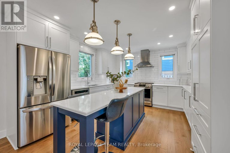 28806110/2233-beaver-avenue/alta-vista/ottawa/ontario/K1H7W3_18