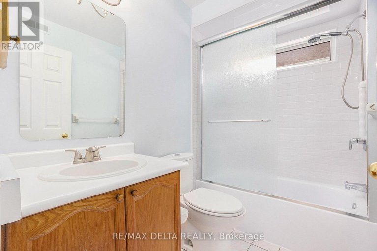 28529206/664-arc-en-ciel-street/fallingbrookgardenway-south/ottawa/ontario/K4A3H8_24