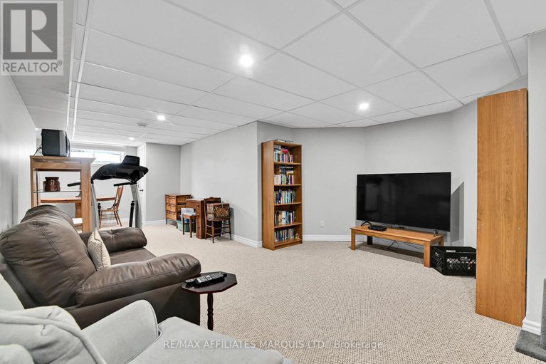 29281457/6574-adrian-court/south-glengarry-charlottenburgh-twp/south-glengarry/ontario/K6H7J1_23