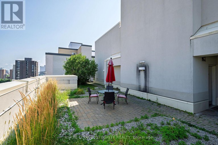 29091683/203-138-somerset-street-w/ottawa-centregolden-triangle/ottawa/ontario/K2P0A3_34