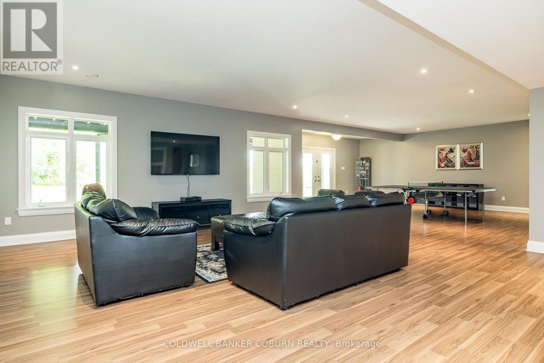 28595870/515-west-lake-circle/huntley-ward-south-east/ottawa/ontario/K0A1L0_37