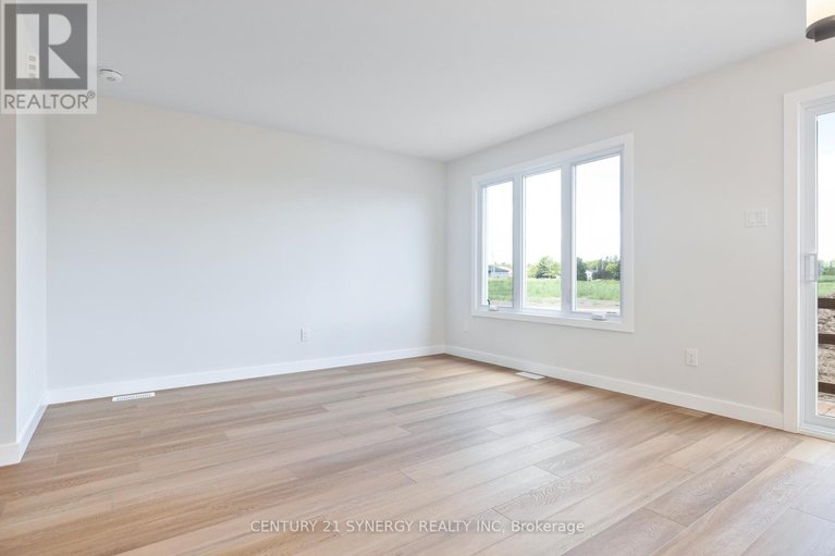 28643716/15-helen-street/north-stormont-finch-twp/north-stormont/ontario/K0A1R0_19