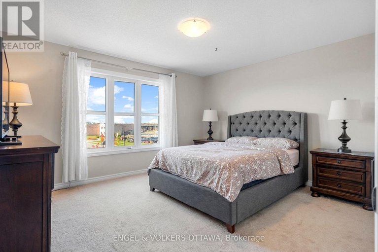 29074491/b-743-magnolia-street/avalon-west/ottawa/ontario/K4A1B7_12