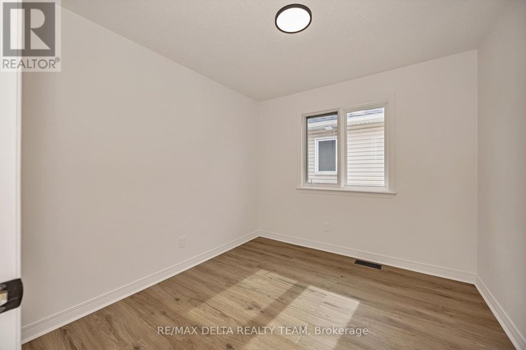 29647825/2164-sojourn-street/notting-hillsummerside/ottawa/ontario/K4A4E2_25