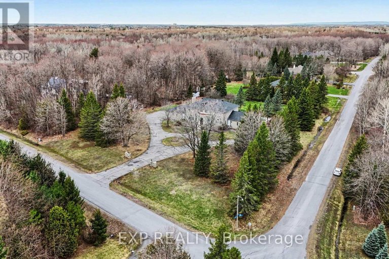 29630937/5749-knights-drive/manotick-east-to-manotick-station/ottawa/ontario/K4M1K2_4