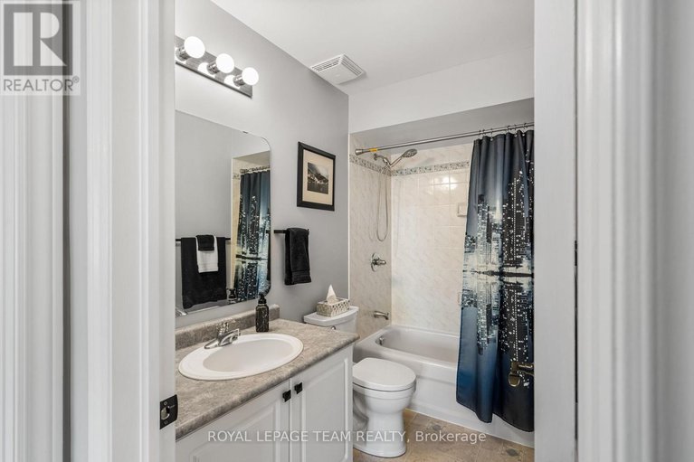 29049402/16-spinney-way/longfields/ottawa/ontario/K2J4Y8_18