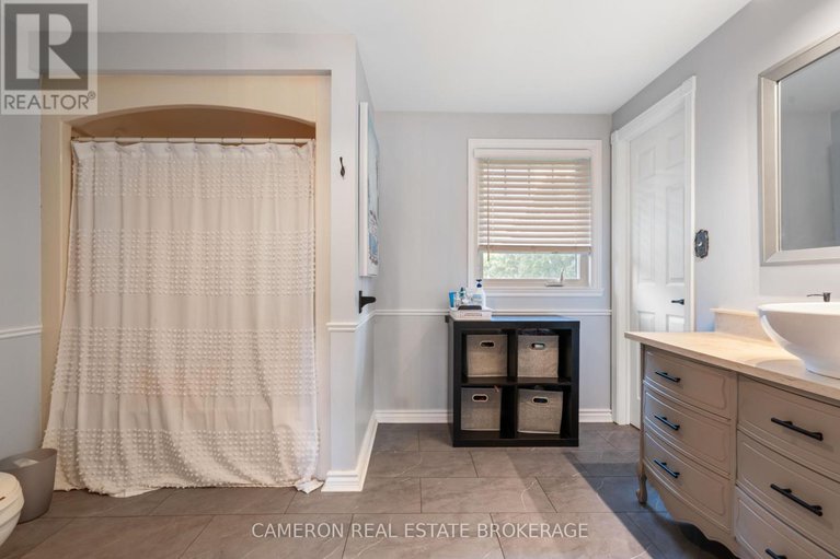 28597811/18231-oak-drive/south-glengarry-charlottenburgh-twp/south-glengarry/ontario/K0C2J0_19