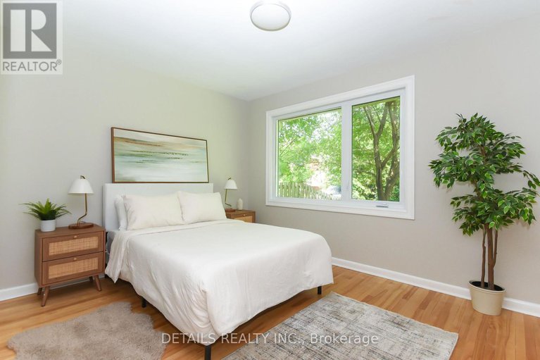 28587283/1300-field-street/bel-air-park/ottawa/ontario/K2C2R3_11