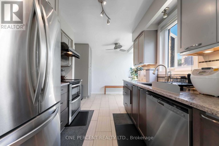 28938369/56-710-coronation-avenue/riverview-park/ottawa/ontario/K1G4G7_5