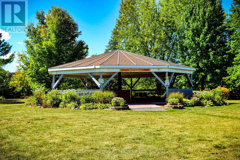 28840439/2-champagne-street/north-stormont-finch-twp/north-stormont/ontario/K0A1R0_33