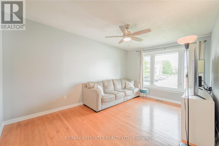 28581367/243-monterey-drive/leslie-park/ottawa/ontario/K2H7B1_5