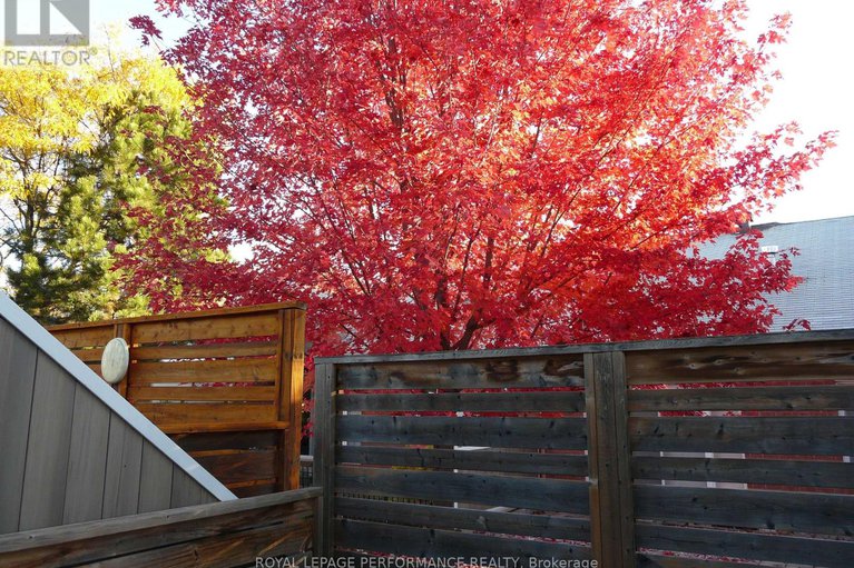 29043217/1172-foxborough-private/beaconwood/ottawa/ontario/K1J1E2_34