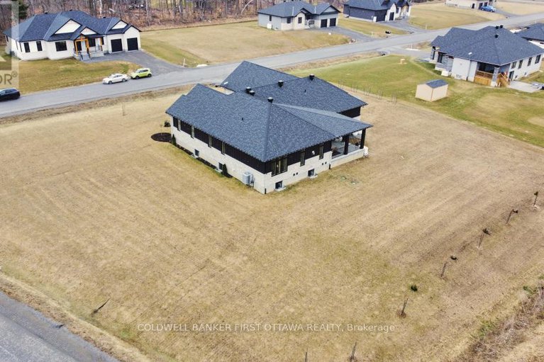 28534403/1684-trizisky-street/north-dundas-mountain-twp/north-dundas/ontario/K0E1S0_40